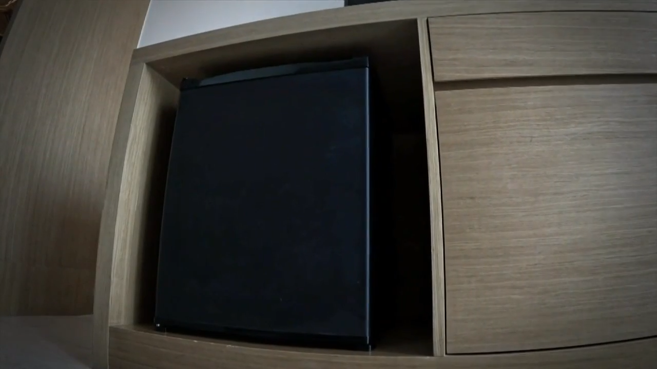 Tourist Charged $626.59 for Unused Minibar Receives Full Refund After Intervention